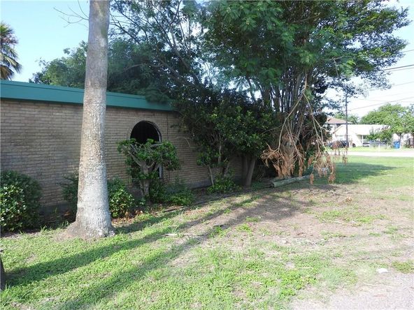 2667 Main St, Ingleside, TX 78362